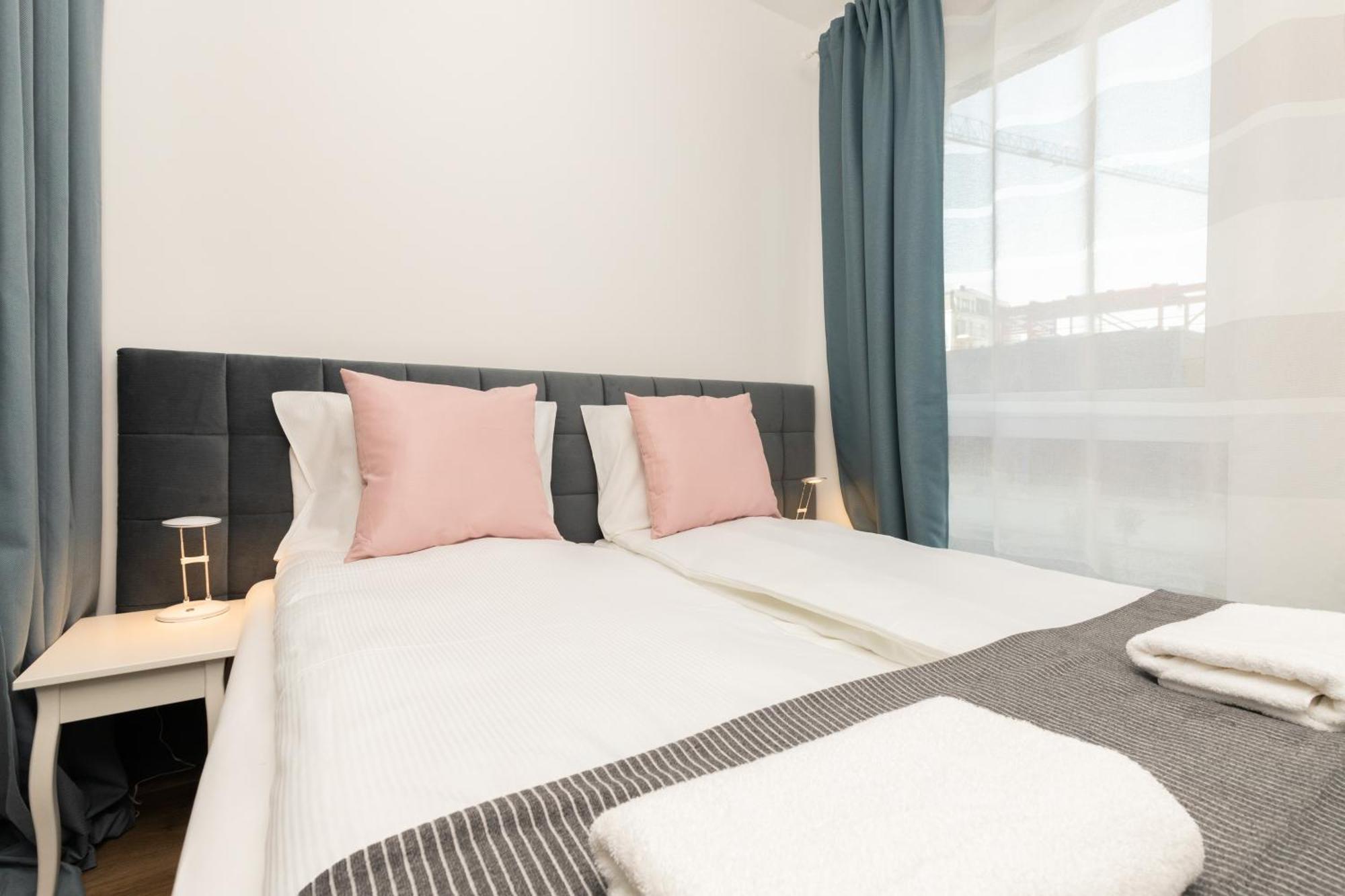 Totu Home Marina Gdansk Modern Apartment מראה חיצוני תמונה